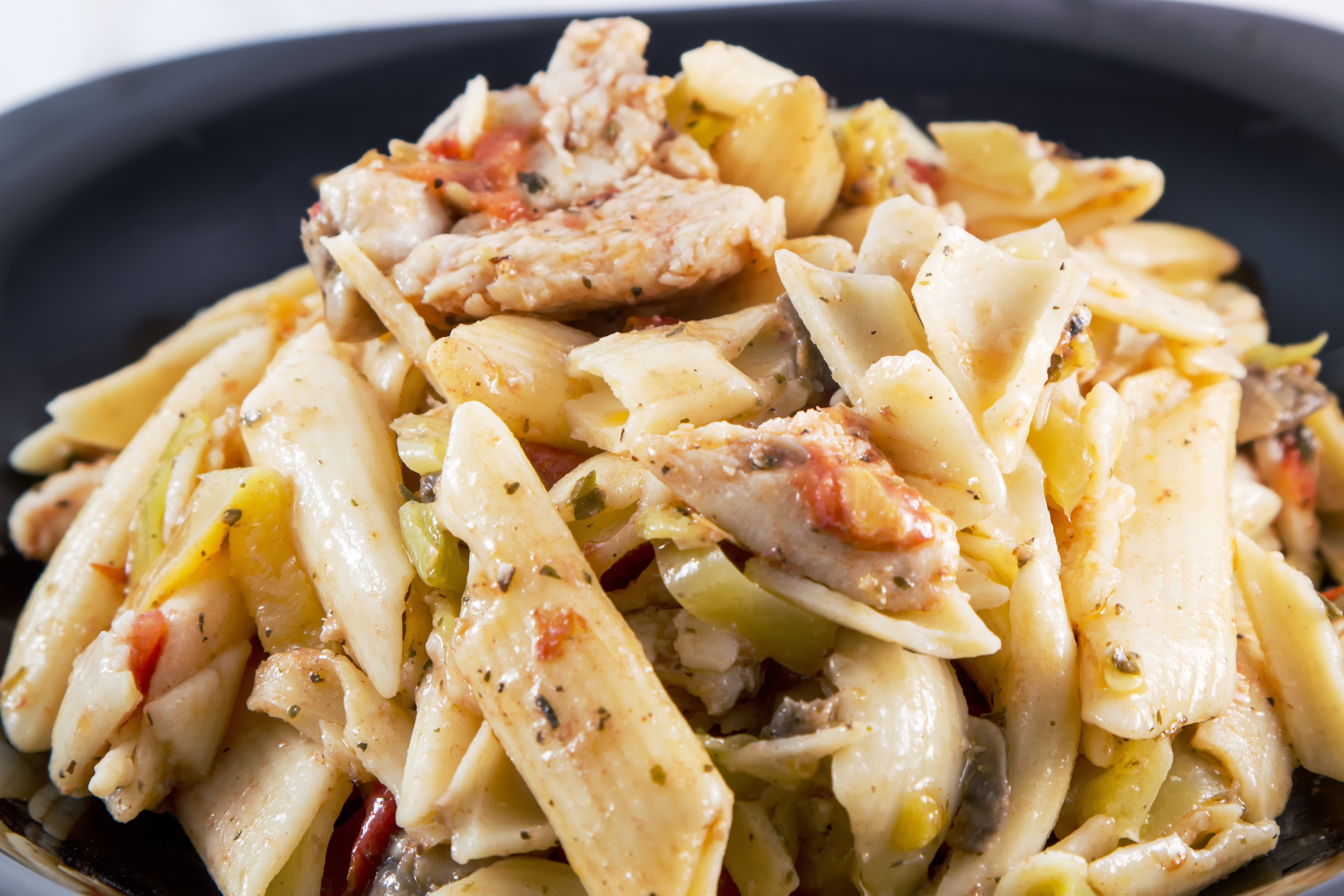 Smoked Chicken Salad With Penne Pasta The Association For Dressings Sauces