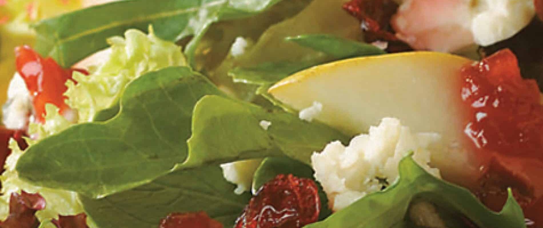 Mixed Greens Salad with Pear and Candied Pecans