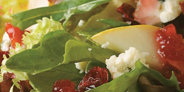 Mixed Greens Salad with Pear and Candied Pecans